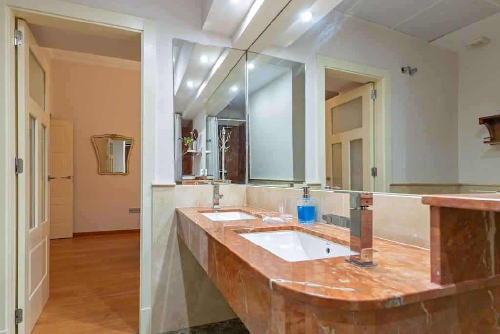 Quevedo City Center By Valcambre Seville Ngoại thất bức ảnh